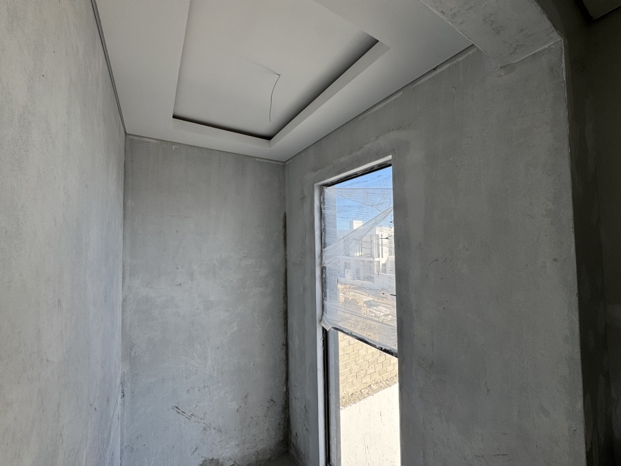 4 Bedroom Property for Sale in Sandown Western Cape